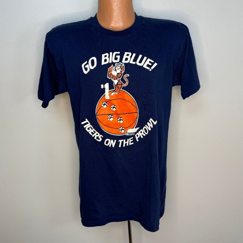 Vintage 1980s Memphis State Basketball T-Shirt, Healthknit Size M, MSU Tigers